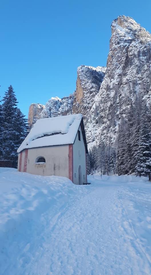 Garni Hotel Iris Selva di Val Gardena Exterior foto