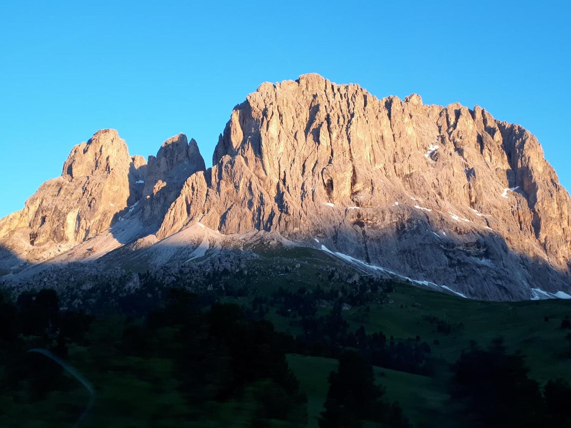 Garni Hotel Iris Selva di Val Gardena Exterior foto